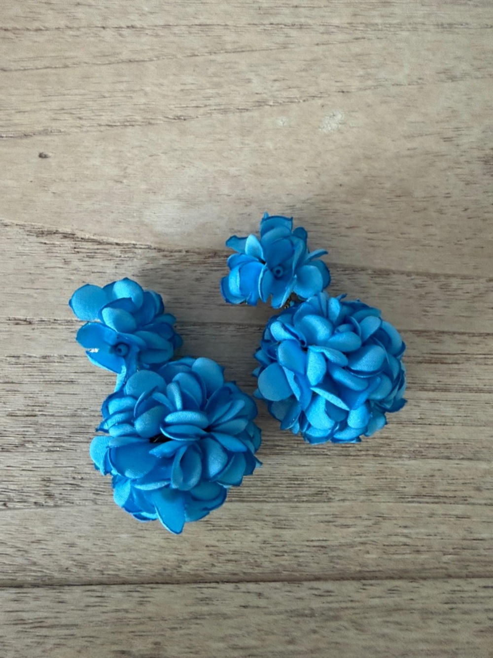 Tuckernuck Blue Floral Cluster Earrings